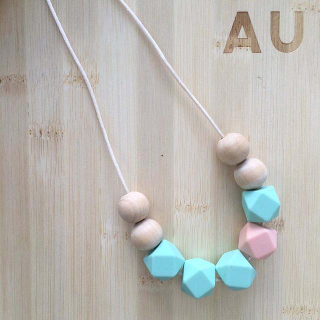 One.Chew.Three - Stella Teething Necklace - Mint