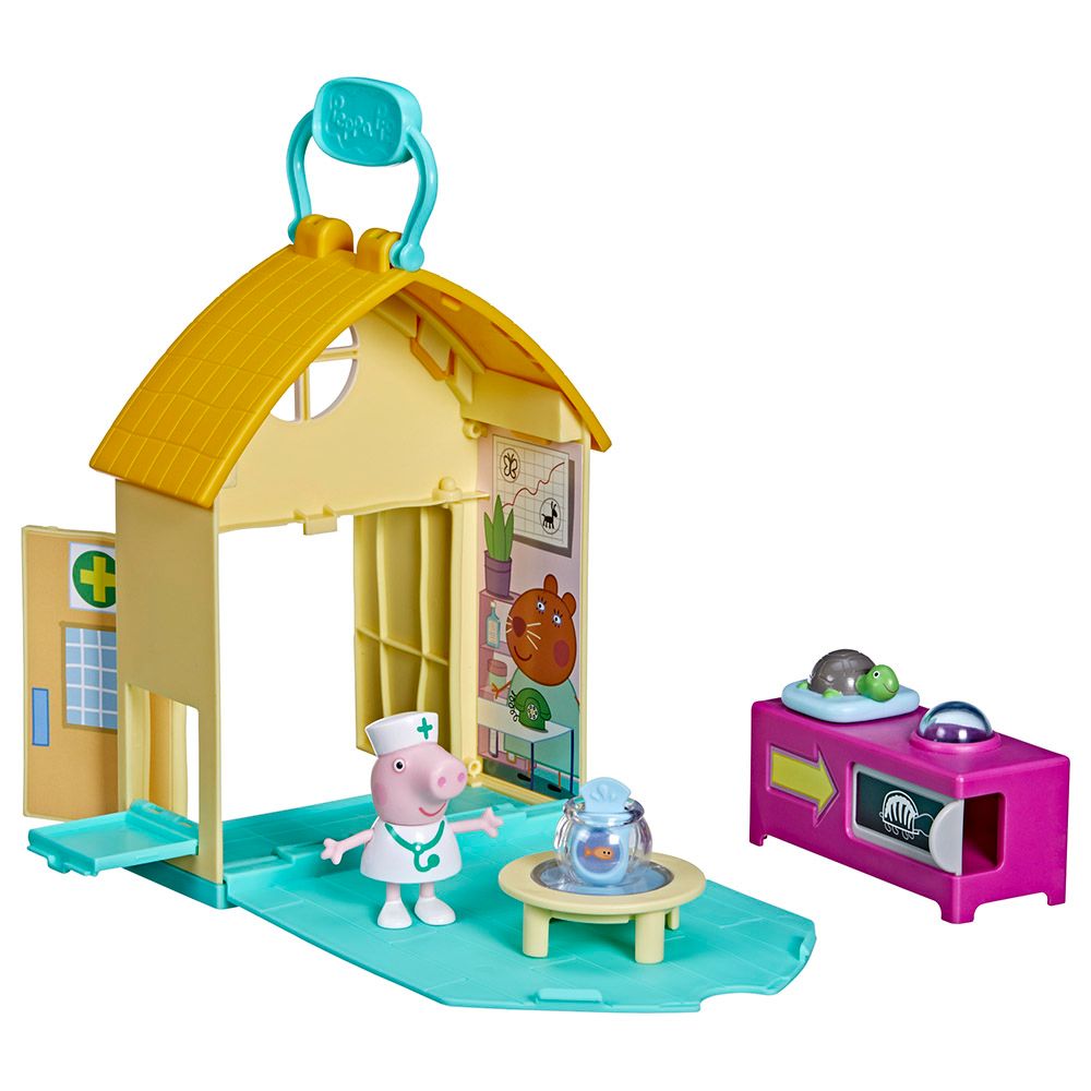 Peppa Pig Peppa's Adventures Little Campervan, with 3-inch Peppa