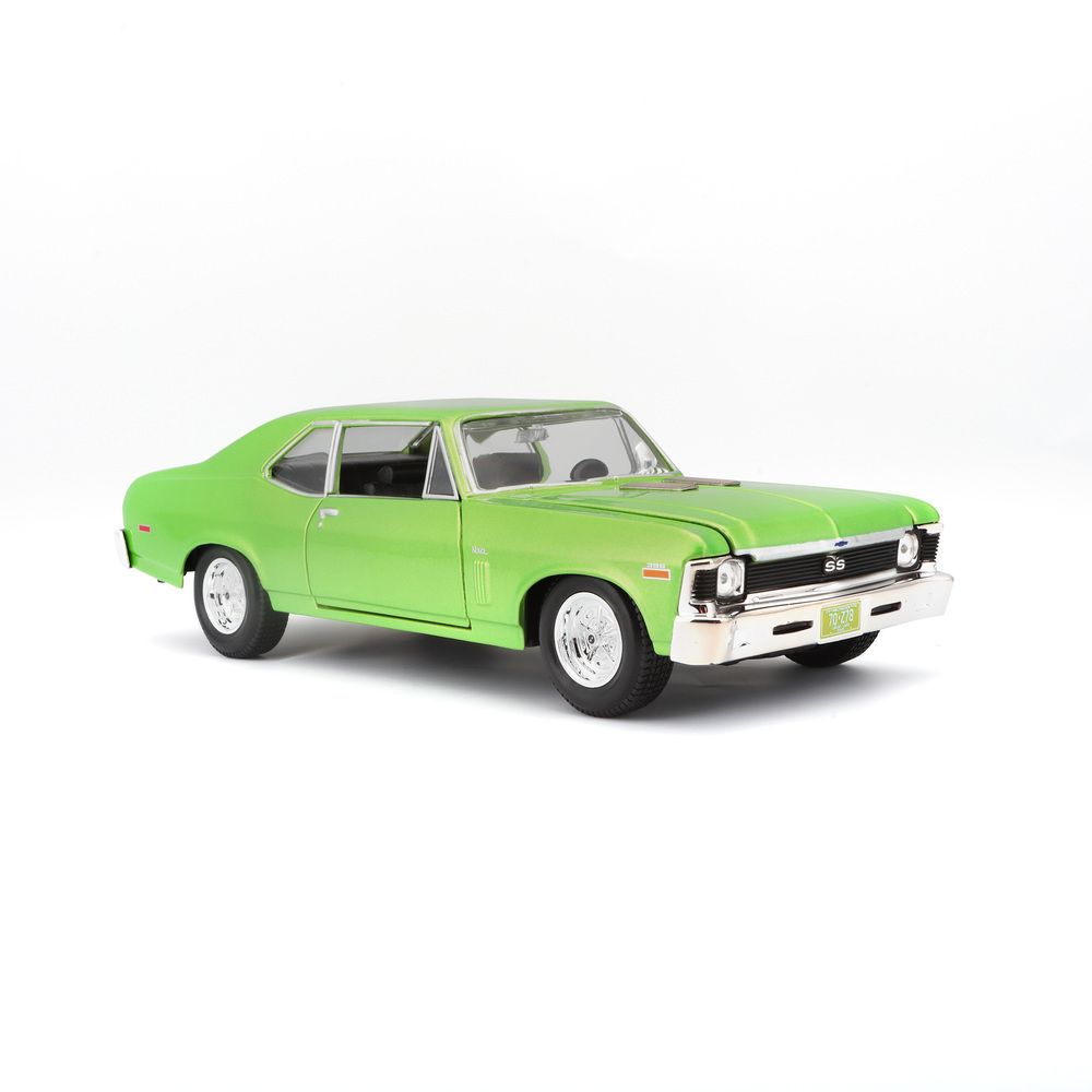 Maisto - 1/24 1970 Chevrolet Nova SS Metal Toy Car - Light Green