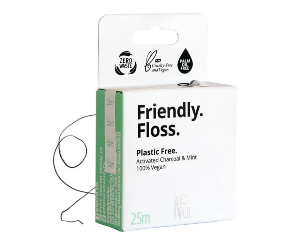 The Natural Family Co - Dental Floss - Charcoal/Mint - 25m