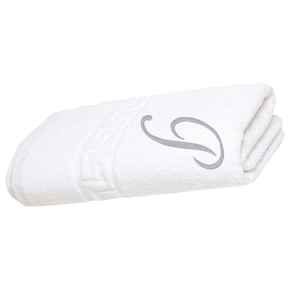 Byft - Magnolia Premium Bath Towel - P Letter Embroidery