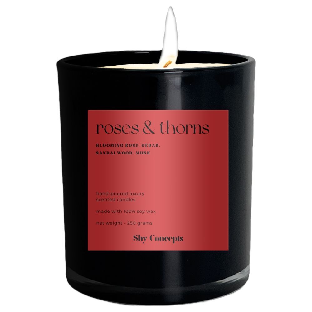 Shy Concepts - Luxury Scented Candle - Roses And Thorns - Black