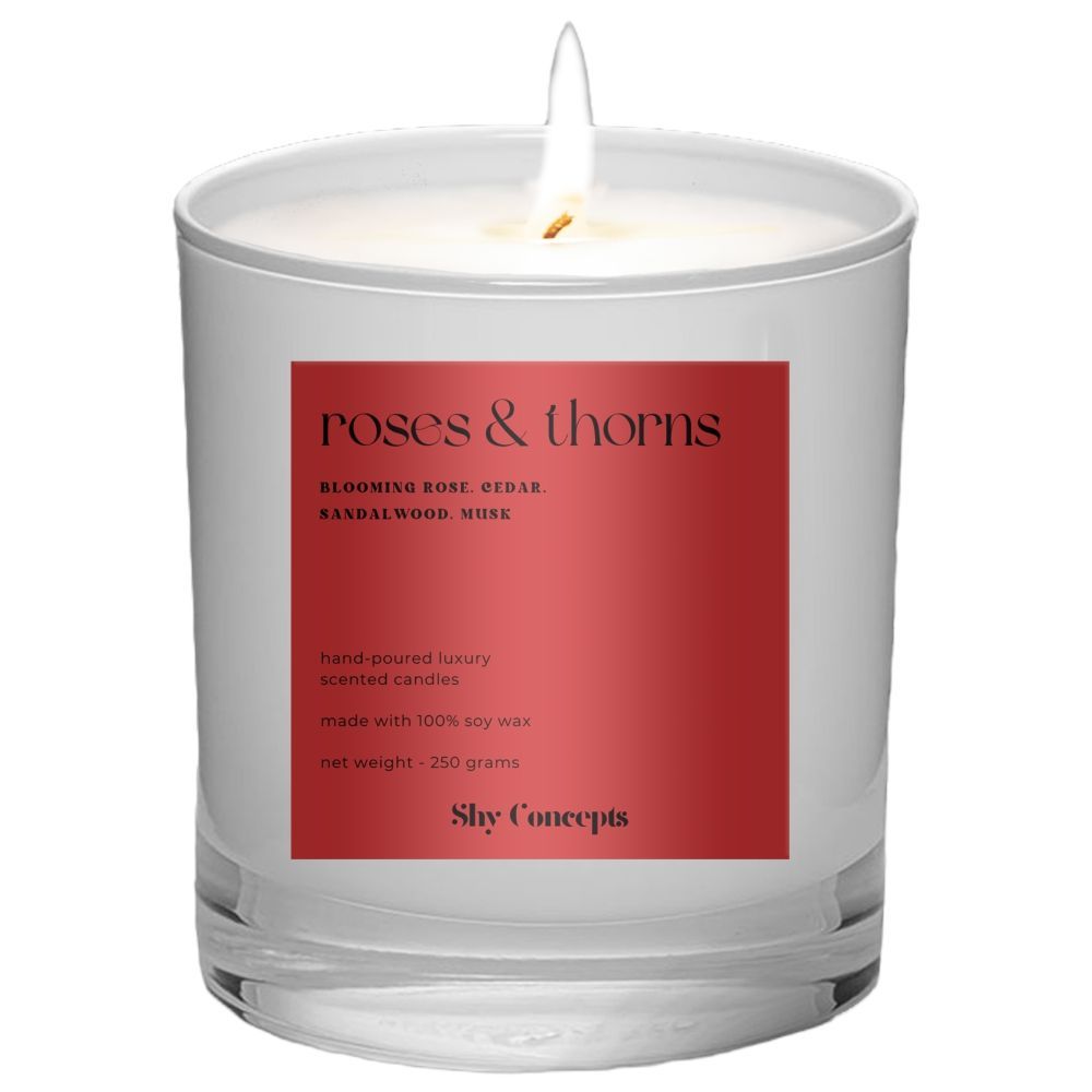 Shy Concepts - Luxury Scented Candle - Roses And Thorns - White 