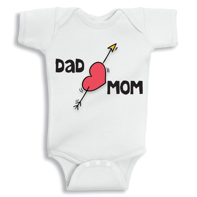 Twinkle Hands Super in love with mom and Dad baby onesie