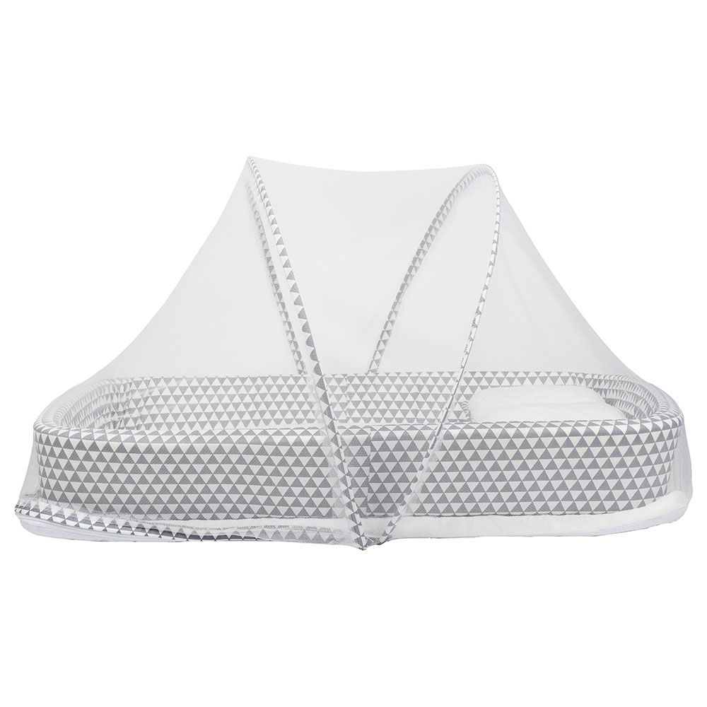 White&Grey - Baby Bed With Soft Bamboo Padding - Triangle