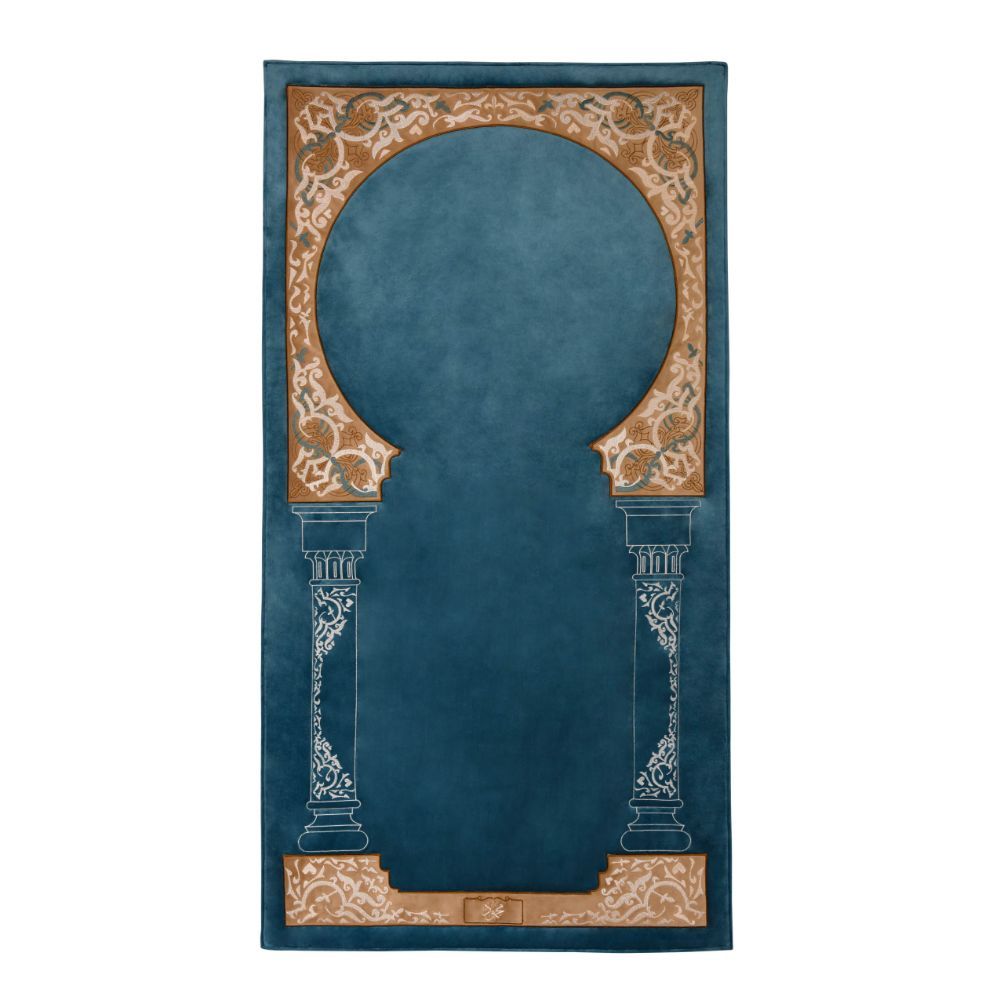 Creative Costumez - Customized Luxurious Prayer Mat 138x72cm