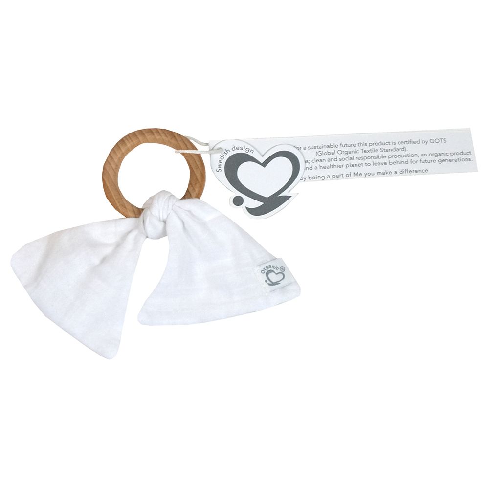 Me - Organic Rattle & Teething Ring - Crinkle Muslin - White