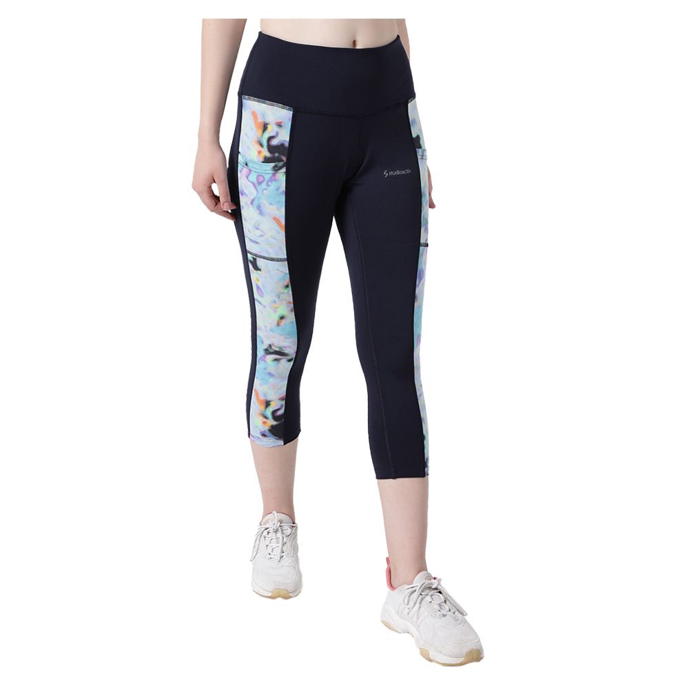 Studioactiv - Abstract Pace Capri - Navy