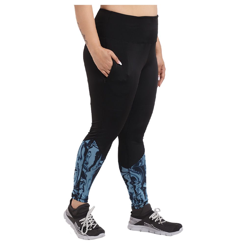 Studioactiv - Style Diva Leggings Curvy - Black Marbling