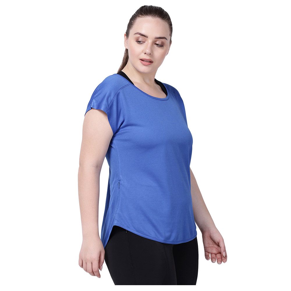 Studioactiv - Sexy Back Tee Curvy - Royal Blue