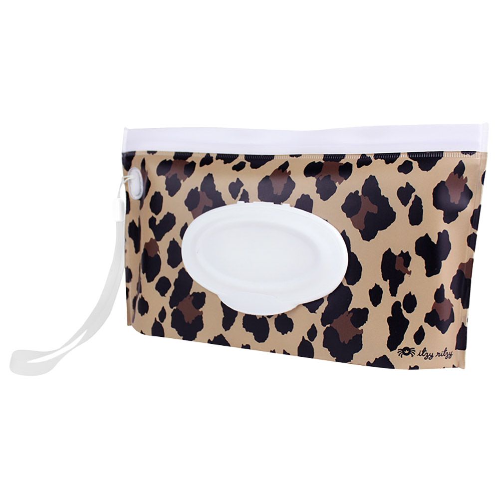 Itzy Ritzy - Travel Pouch Wipes Case - Leopard