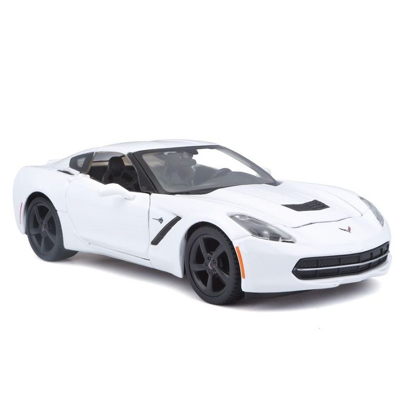 Maisto - 1:24 Scale - 2014 Corvette Stingray - White