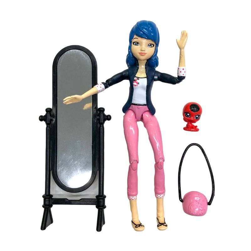 Miraculous - Moments Small Dolls - Marinette Fashion Studio