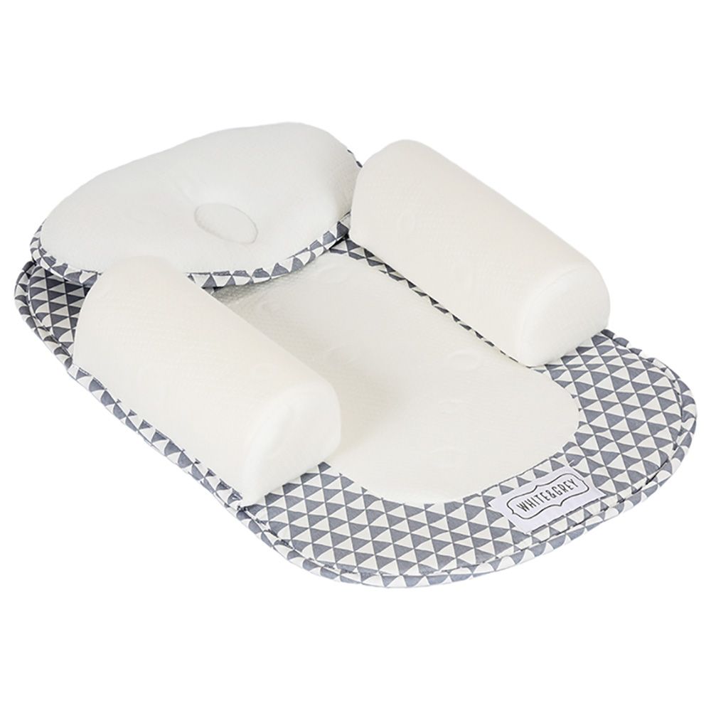 White&Grey - Cosy Sleep Baby Bedding  - Triangle