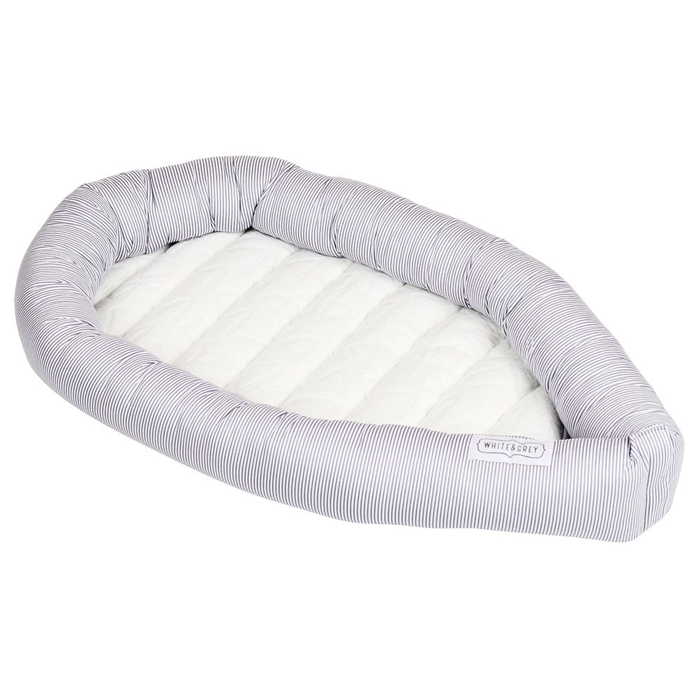 White&Grey - Baby Nest With Soft Paddings - Stripes