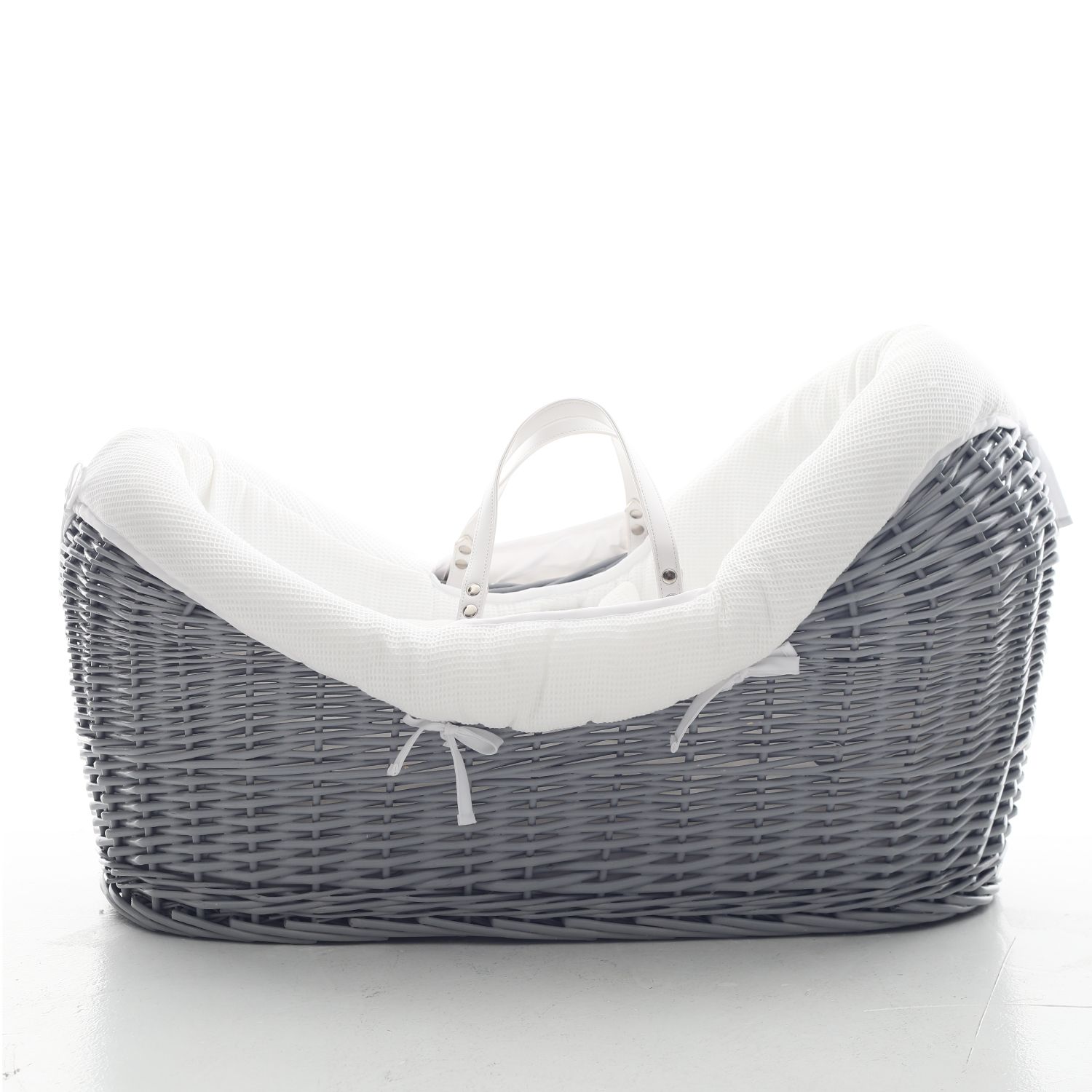 Teknum - Infant Wicker Pod Moses Basket W/ Waffle Beddings - Grey