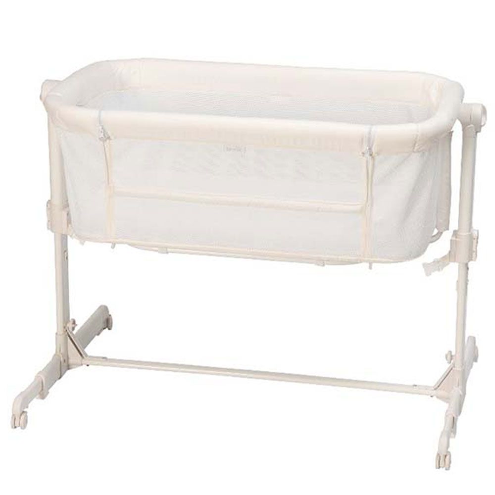 Brevi - Vicino Air Feel Foldable Bedside Crib - Cream