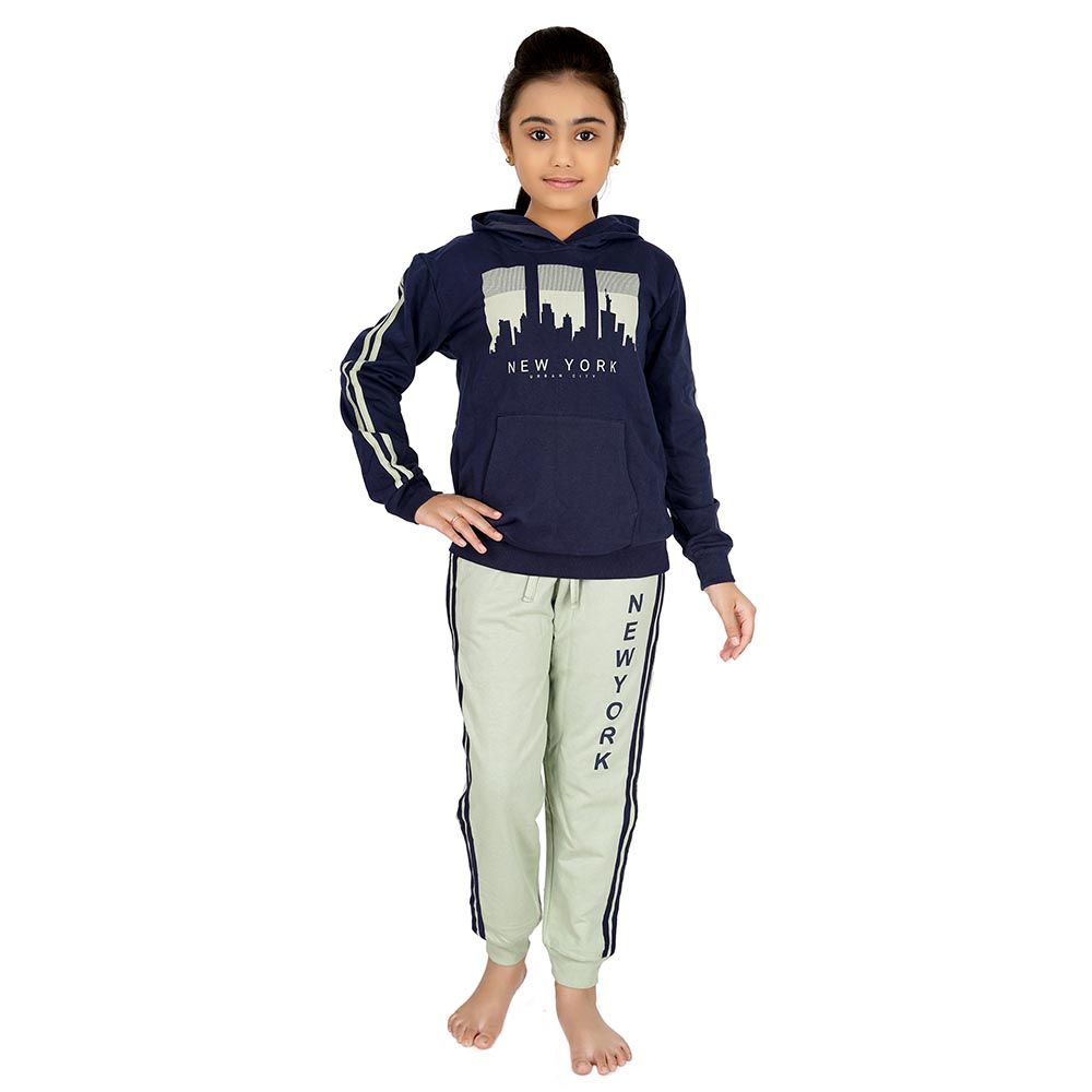 Next girls 2024 navy joggers