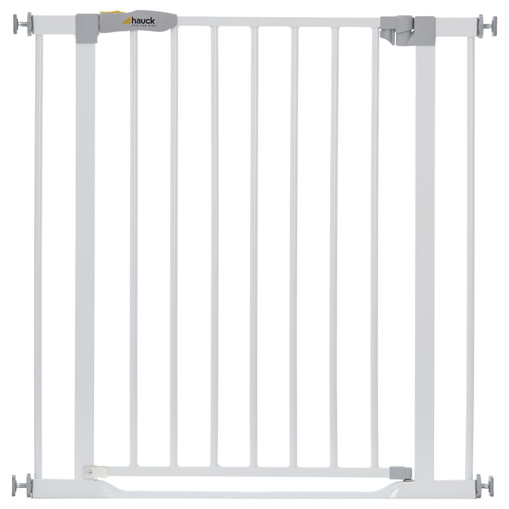 Stair gate clearance 120cm wide