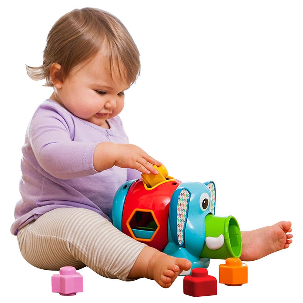 Infantino barn deals shape sorter