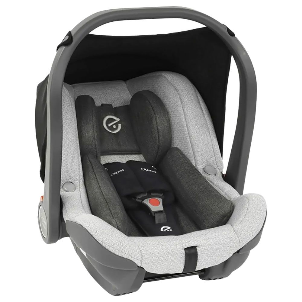 Infant capsule outlet car seat