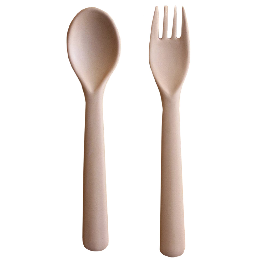 https://www.mumzworld.com/media/catalog/product/cache/8bf0fdee44d330ce9e3c910273b66bb2/m/b/mbn-mbn-csr001-cink-bamboo-toddler-spoon-fork-2pcs-rye-1686306365.jpg