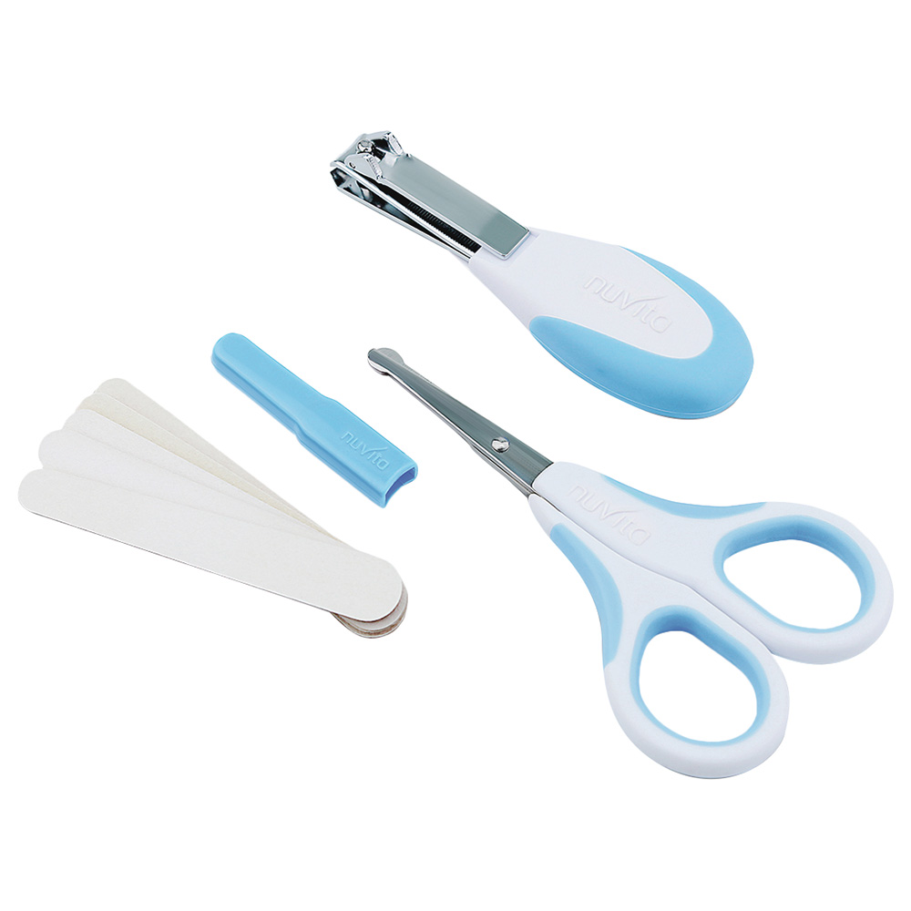 https://www.mumzworld.com/media/catalog/product/cache/8bf0fdee44d330ce9e3c910273b66bb2/t/c/tc-nu-ibkt0026-nuvita-small-scissors-w-nail-clippers-nail-files-blue-1609959571.jpg