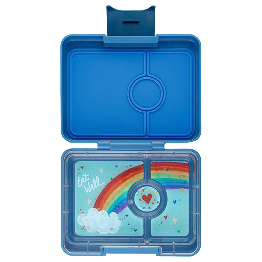 https://www.mumzworld.com/media/catalog/product/cache/8bf0fdee44d330ce9e3c910273b66bb2/t/u/tut-850035286-968-yumbox-rainbow-snack-box-w-cloud-sky-blue-1680520551.jpg