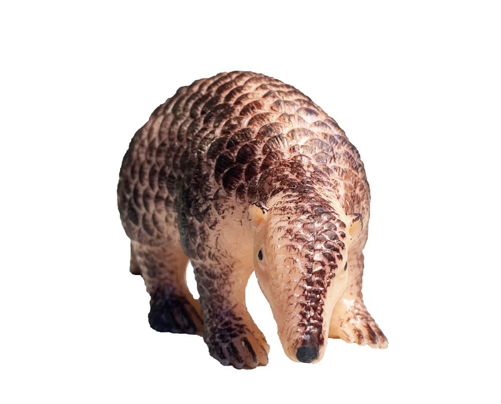 Galaxy Toys - Pangolin - Lifelike With Detailed Keratin Scales And Ball-Rolling Ability