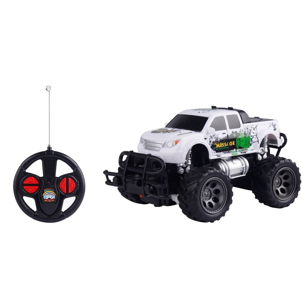 HST - 1/24 Winner Track Remote Control Car - White