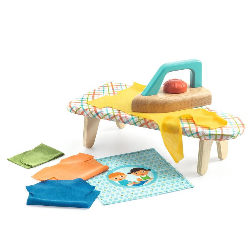 Djeco - Laundry Mia & Leo Wooden Pretend Play Set