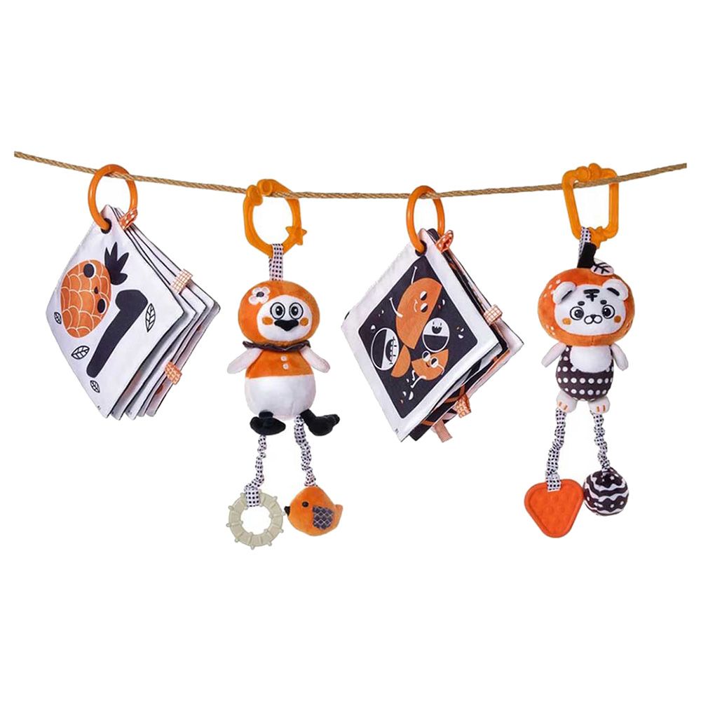 Tumama - Flash Card And Rattles - Black/White - 4pcs