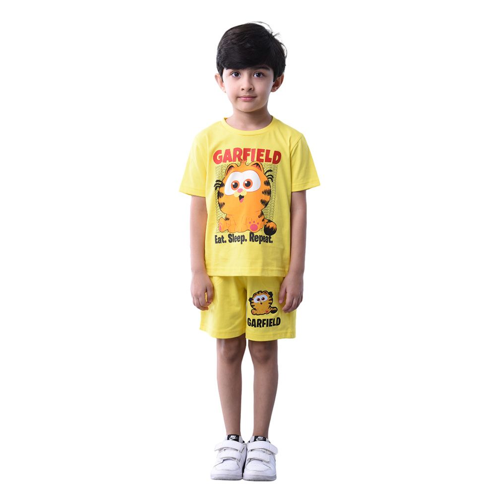 Garfield - 2pc-Set - Boy Short Sleeve T-Shirt w/ Shorts - Yellow