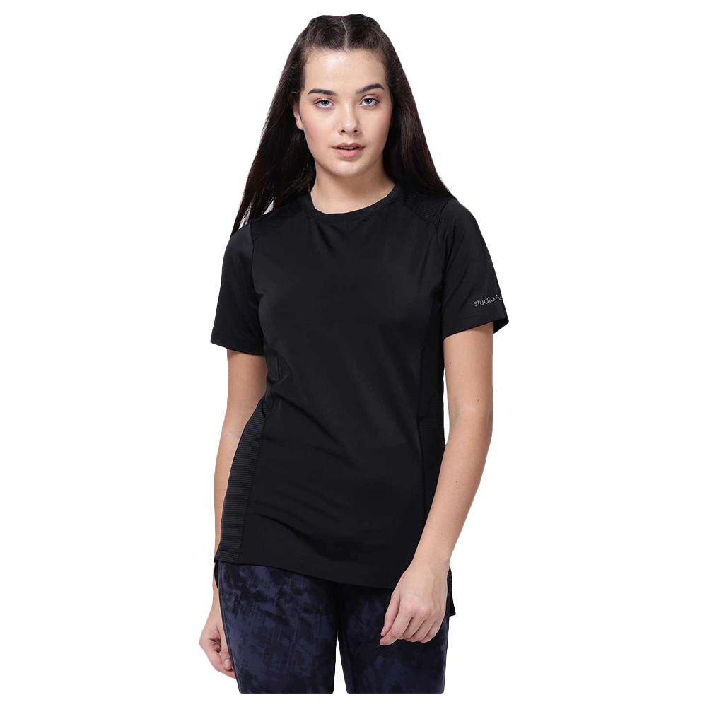 Studioactiv - Black Oh-So-Smart Tee