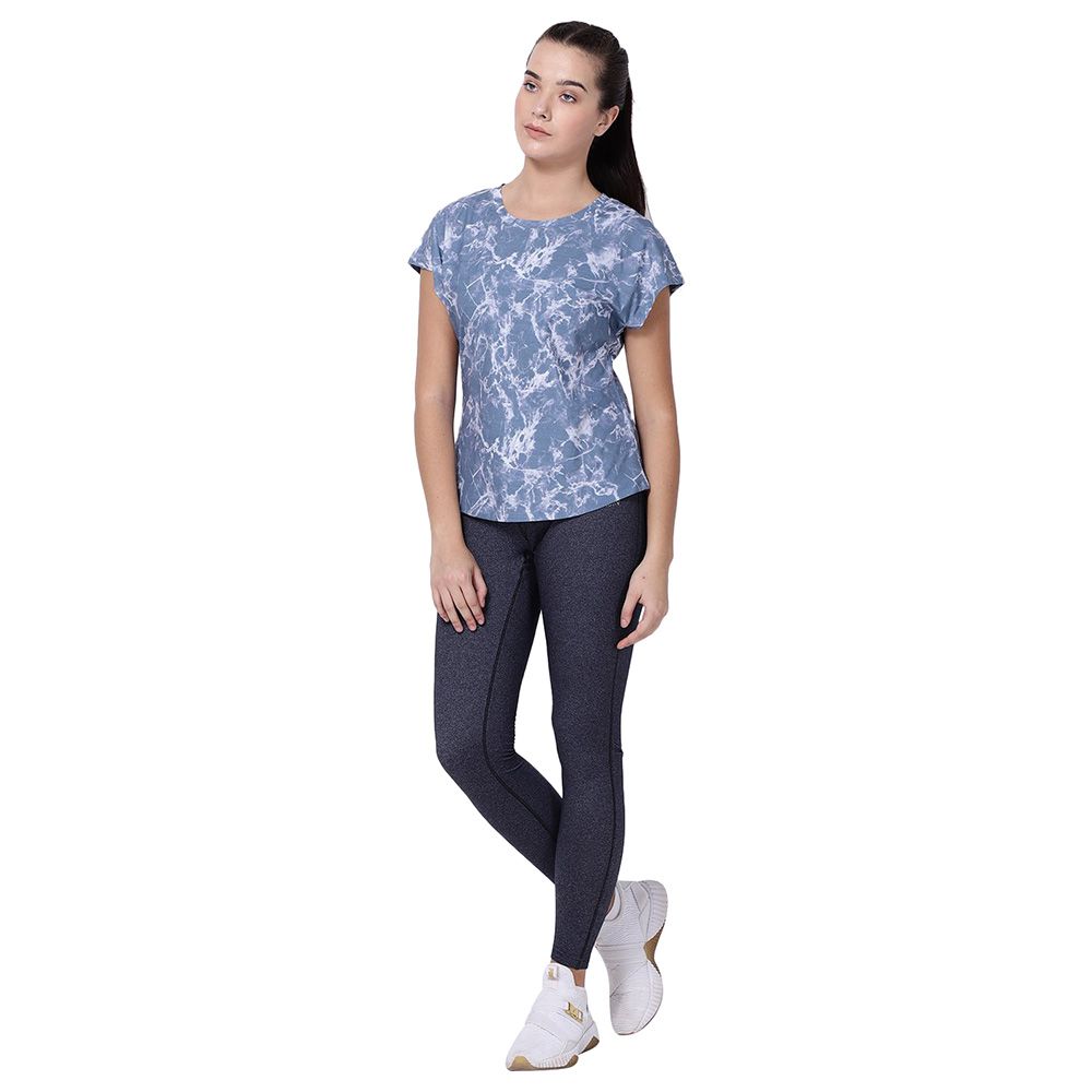 Studioactiv - Cloud Mesh I-Like-It-Cool Tee