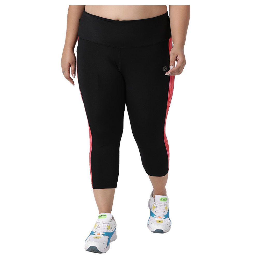 Studioactiv - Summer Breeze Capri Curvy - Black Red