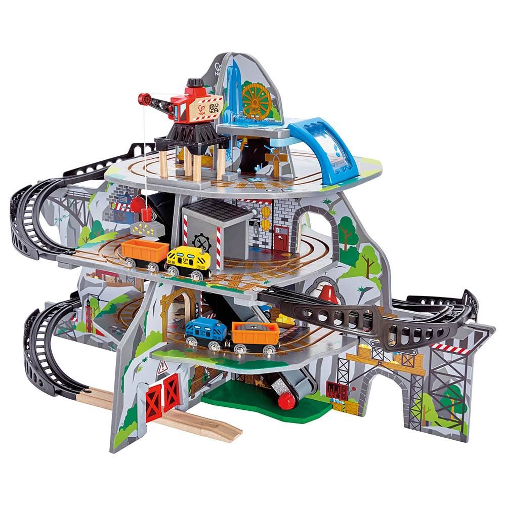 Hape - -Wooden Mighty Mountain Mine Railway Train Set - 32pcs