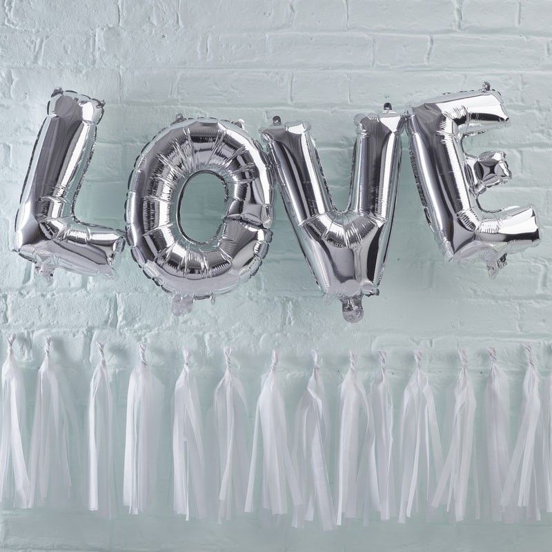 Ginger Ray - Silver Love Balloon Bunting